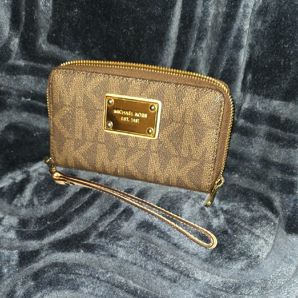 Michael Kors Gold and Brown Wristlet